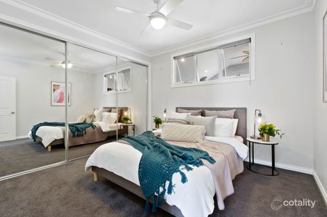 Property photo of 17 Iris Avenue Wendouree VIC 3355
