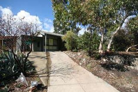 2 Glenalvon Dr, Flagstaff Hill, SA 5159