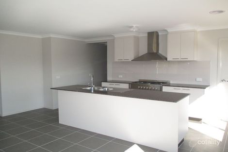 Property photo of 19D Maude Street Lucknow VIC 3875