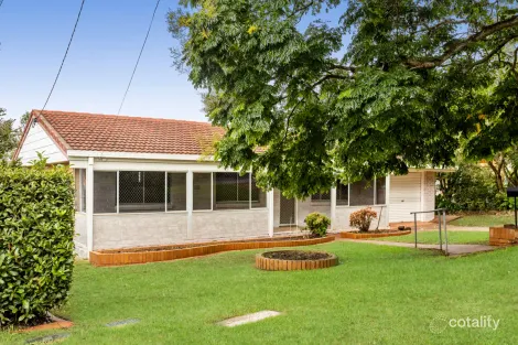 28 Hoey St, Kearneys Spring, QLD 4350