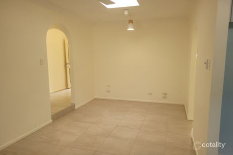 Property photo of 2 Paringa Court Hillcrest QLD 4118