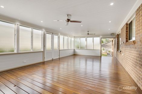Property photo of 2 Hosking Avenue West Hoxton NSW 2171