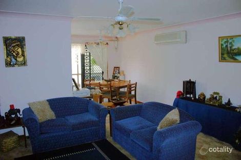 Property photo of 2 Warrina Avenue Summerland Point NSW 2259