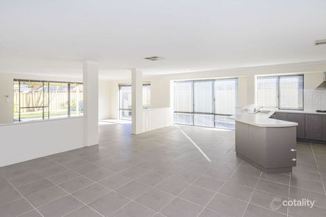 Property photo of 92 Da Vinci Drive Tapping WA 6065