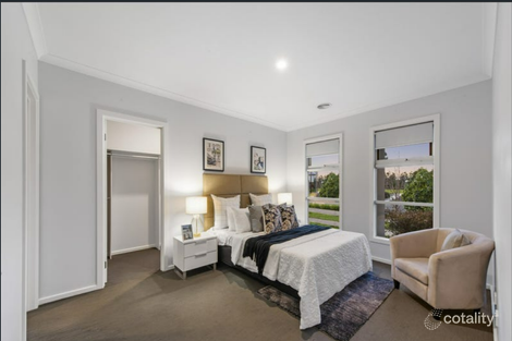 Property photo of 24 Wiltshire Boulevard Thornhill Park VIC 3335