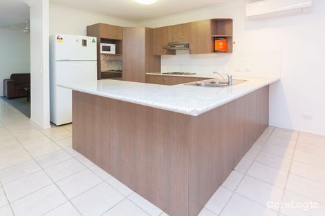 Property photo of 18 Barrine Place Parkinson QLD 4115