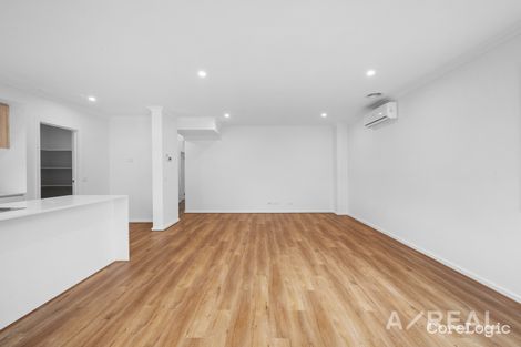 Property photo of 35 Calvante Way Tarneit VIC 3029