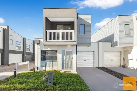 Property photo of 40 Astley Drive Strathtulloh VIC 3338