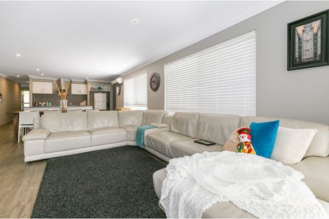 Property photo of 12 Royston Crescent Reedy Creek QLD 4227