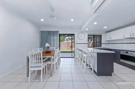 32/25 Abell Rd, Cannonvale, QLD 4802