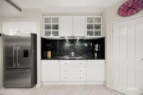 Property photo of 7 Highfield Rise Hillarys WA 6025