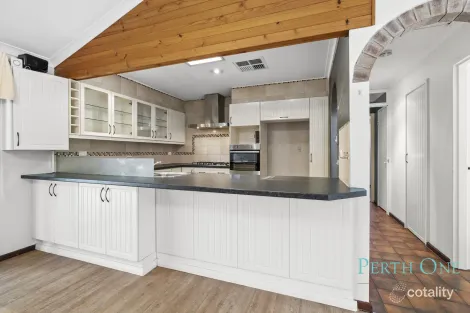 Property photo of 8 Hewison Street Leeming WA 6149