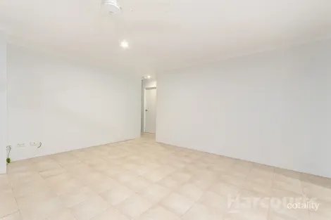 Property photo of 6A Albury Lane Currambine WA 6028