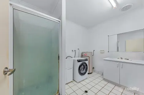 Property photo of 6/19 Tropic Road Cannonvale QLD 4802