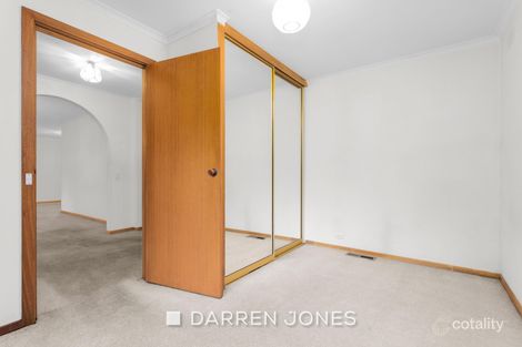 Property photo of 15 Carbora Dale Greensborough VIC 3088