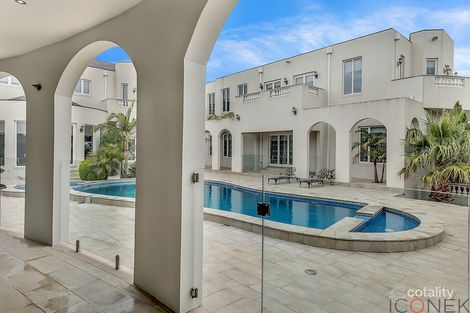 Property photo of 10 Summit Drive Mickleham VIC 3064