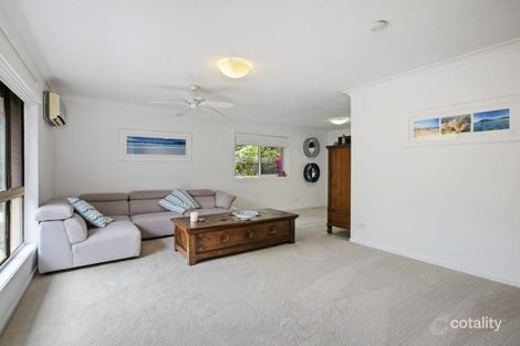 Property photo of 18 Turtle Street Mermaid Waters QLD 4218