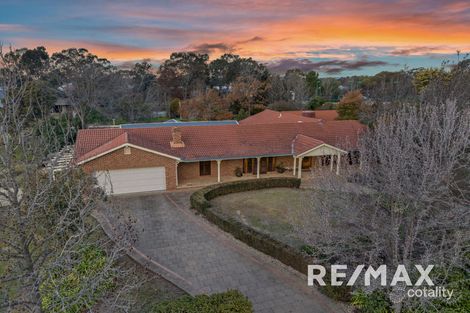 8 Angela Rd, Lake Albert, NSW 2650