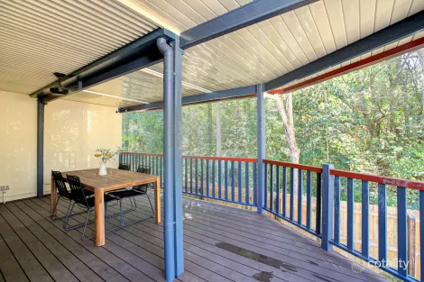 Property photo of 3/47 Newcomen Street Indooroopilly QLD 4068