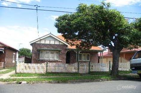 54 Benaroon Rd, Lakemba, NSW 2195