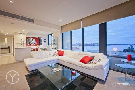 W401/70-72 Canning Beach Rd, Applecross, WA 6153