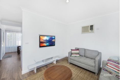 Property photo of 10 Rolfe Avenue Kanwal NSW 2259