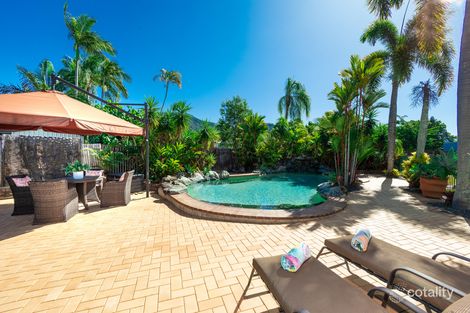 Property photo of 11 Cairnorm Close Smithfield QLD 4878