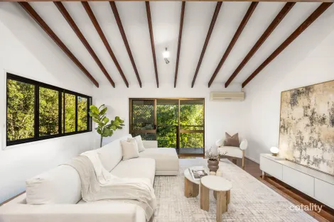 Property photo of 5 Nolina Court Indooroopilly QLD 4068