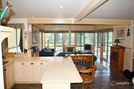 Property photo of 11 Doon Court Bonnie Doon VIC 3720