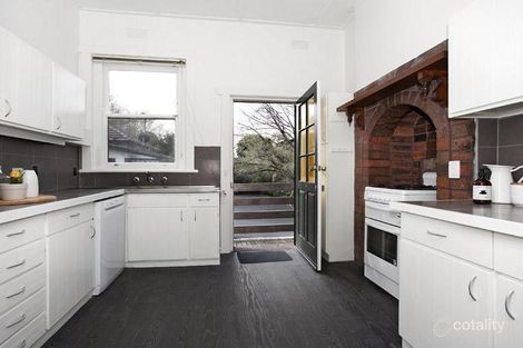 Property photo of 2/321 Dandenong Road Prahran VIC 3181