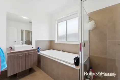 Property photo of 3 Hicks Street Evanston Gardens SA 5116