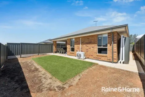 Property photo of 3 Hicks Street Evanston Gardens SA 5116