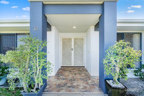 35 Wuruma St, Scarness, QLD 4655