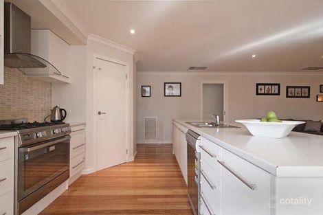 Property photo of 13 Freshfield Avenue Mooroolbark VIC 3138