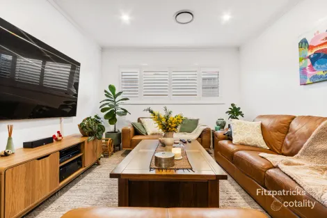 Property photo of 72 Jumbuck Drive Gobbagombalin NSW 2650