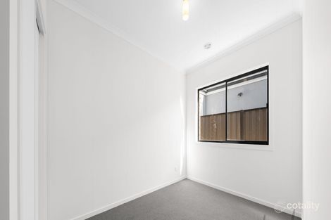 Property photo of 31 Samolus Street Mickleham VIC 3064