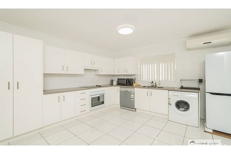 Property photo of 2/73 Livingstone Street Berserker QLD 4701