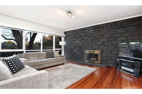 Property photo of 1 Mahoney Crescent Seaford VIC 3198