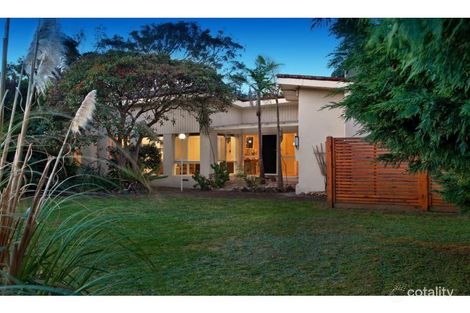 Property photo of 1 Mahoney Crescent Seaford VIC 3198