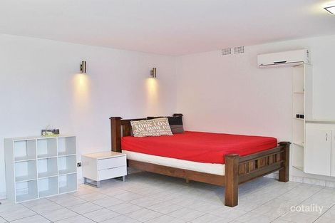 Property photo of 54/3049 Surfers Paradise Boulevard Surfers Paradise QLD 4217