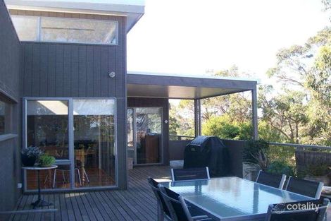 Property photo of 64 Ocean View Parade Lakes Entrance VIC 3909