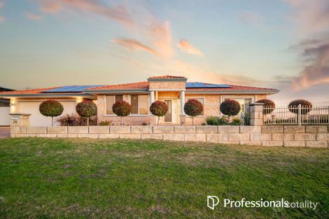 Property photo of 34 Cupello Drive Swan View WA 6056