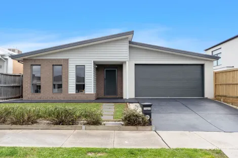5 Sturt Way, Mickleham, VIC 3064