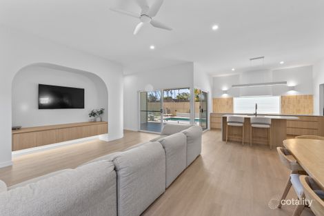 Property photo of 87 Hansford Road Coombabah QLD 4216