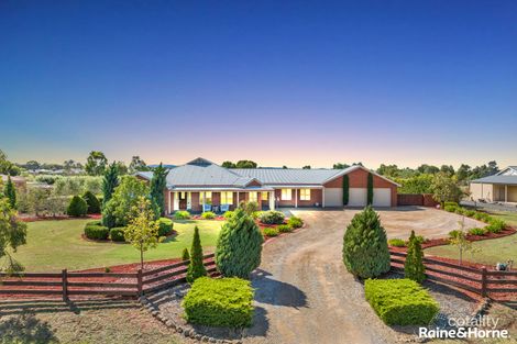 35 Riverview Dr, Hopetoun Park, VIC 3340