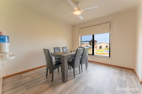 Property photo of 5 Ronald Grove Mount Gambier SA 5290