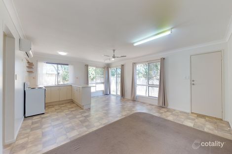 2/454 Richardson Rd, Norman Gardens, QLD 4701