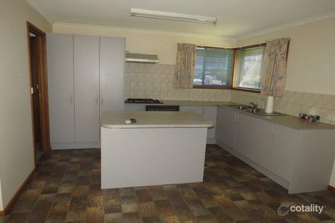 Property photo of 13 Wyrallah Street Lakes Entrance VIC 3909