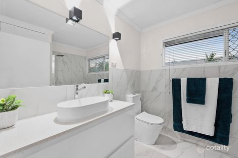 Property photo of 37 Argyle Street Seventeen Mile Rocks QLD 4073