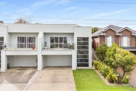 Property photo of 2/77 North Terrace Mount Gambier SA 5290